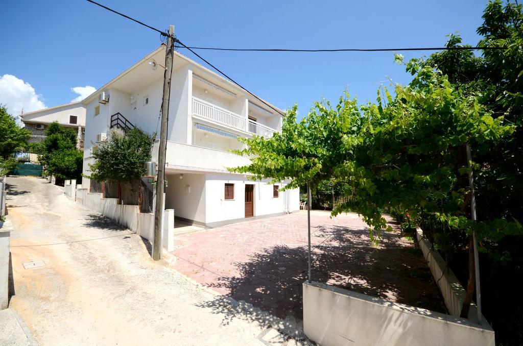 Apartments Vinka Trogir Zewnętrze zdjęcie