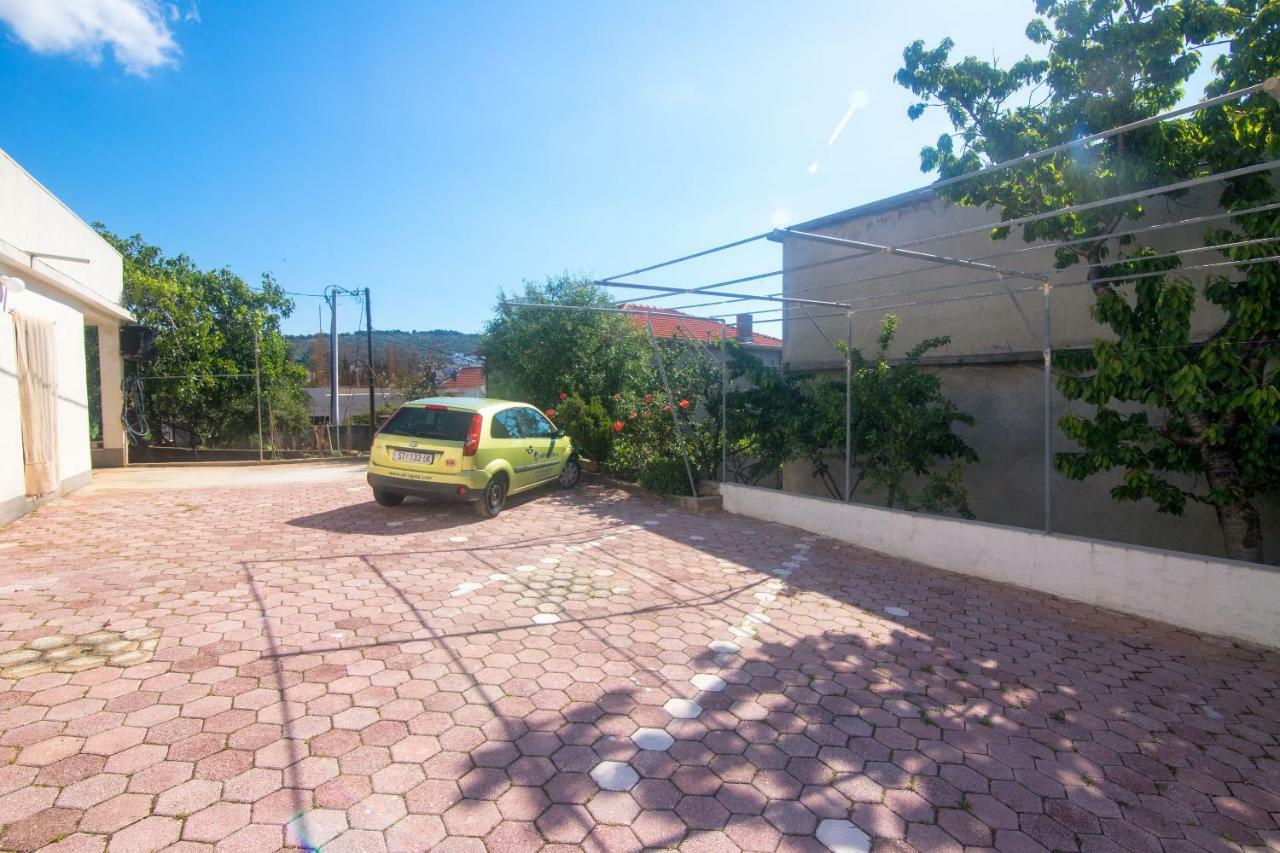 Apartments Vinka Trogir Zewnętrze zdjęcie