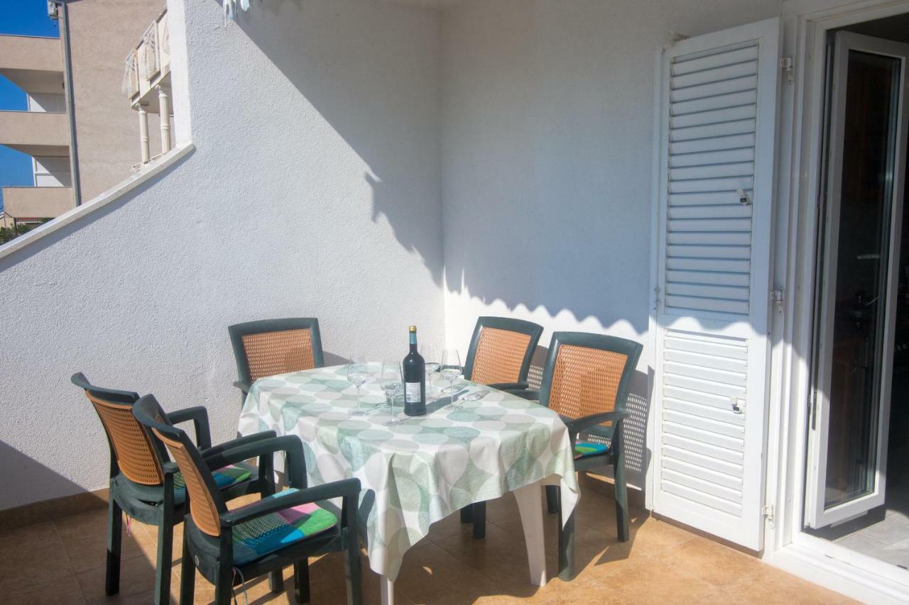 Apartments Vinka Trogir Zewnętrze zdjęcie
